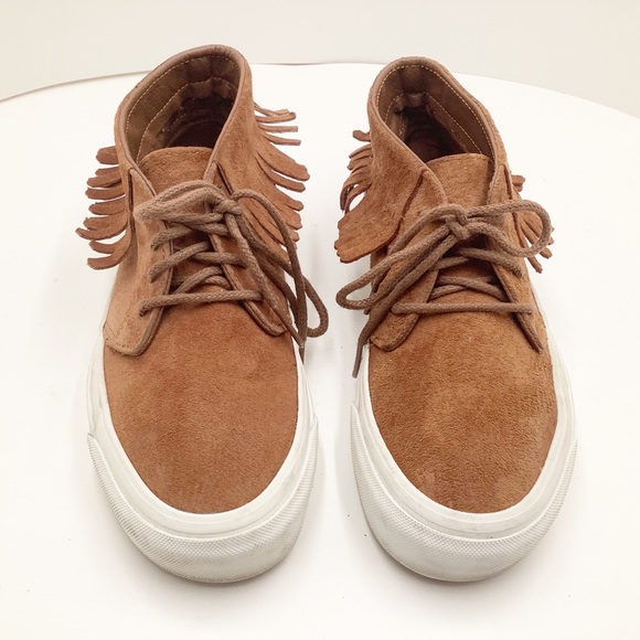 vans chukka suede
